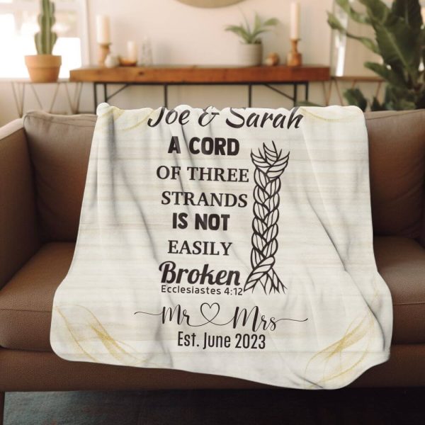 Custom wedding gift blankets