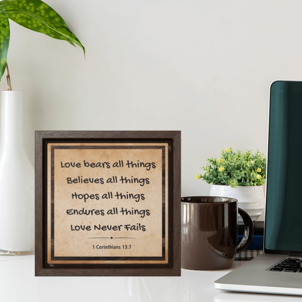 Love quote desktop decor