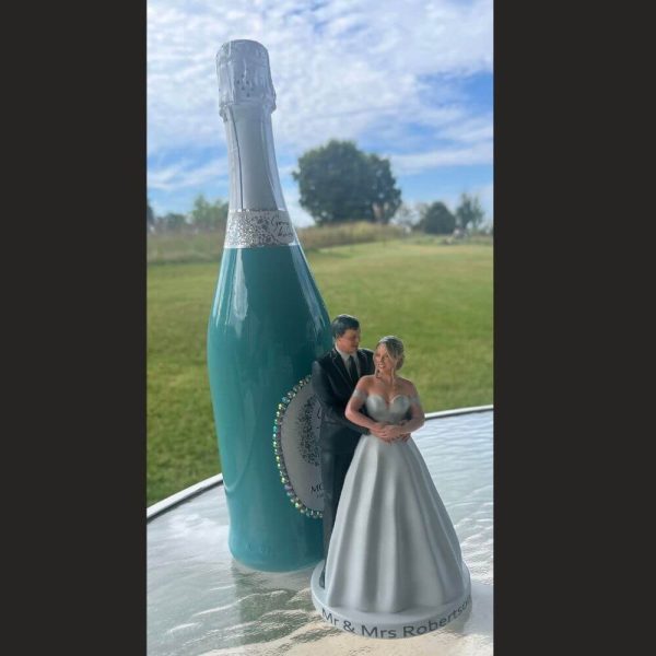 Personalized wedding action figure