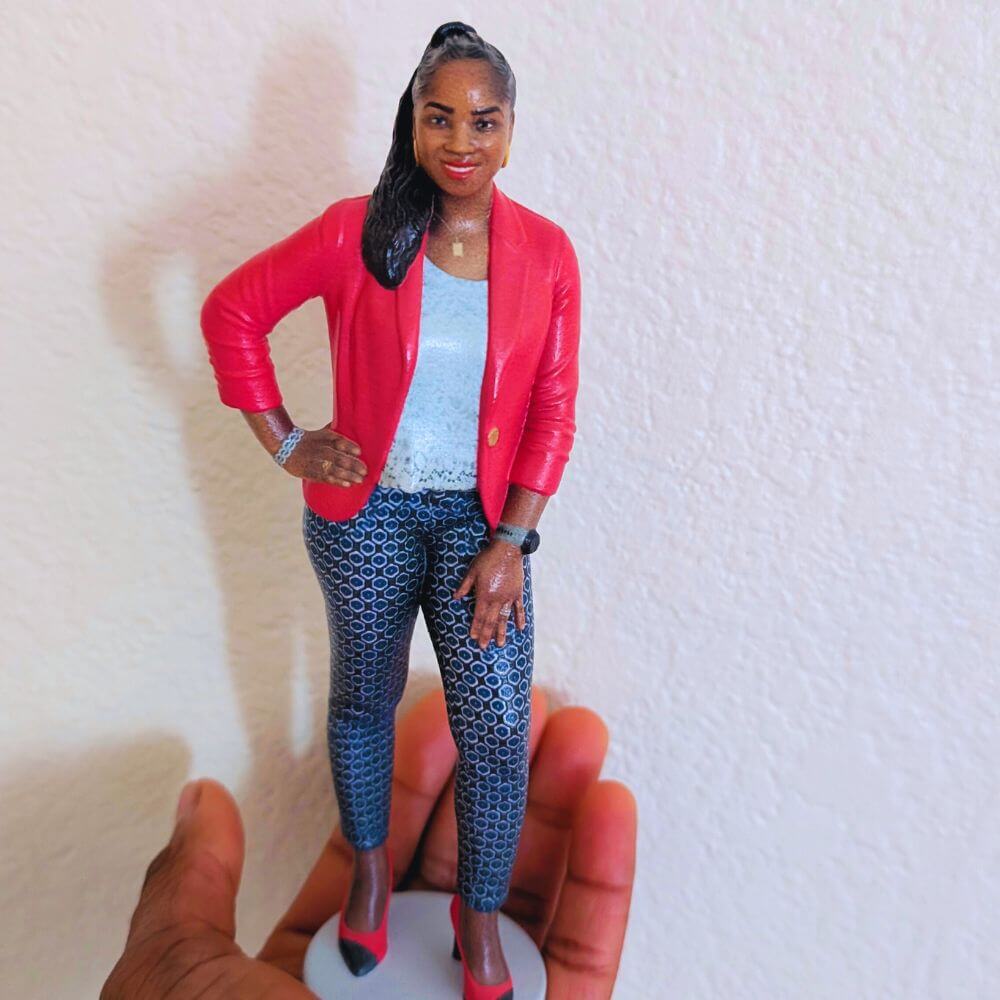 Woman 3D figurine
